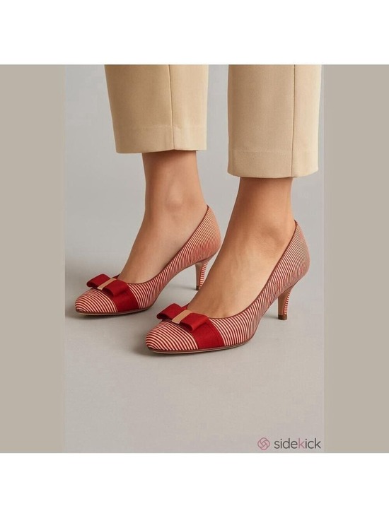 Salvatore Ferragamo Shoes - Salvatore Ferragamo Vara Bow Pumps Size 5 Leather Heels w Dust Bag